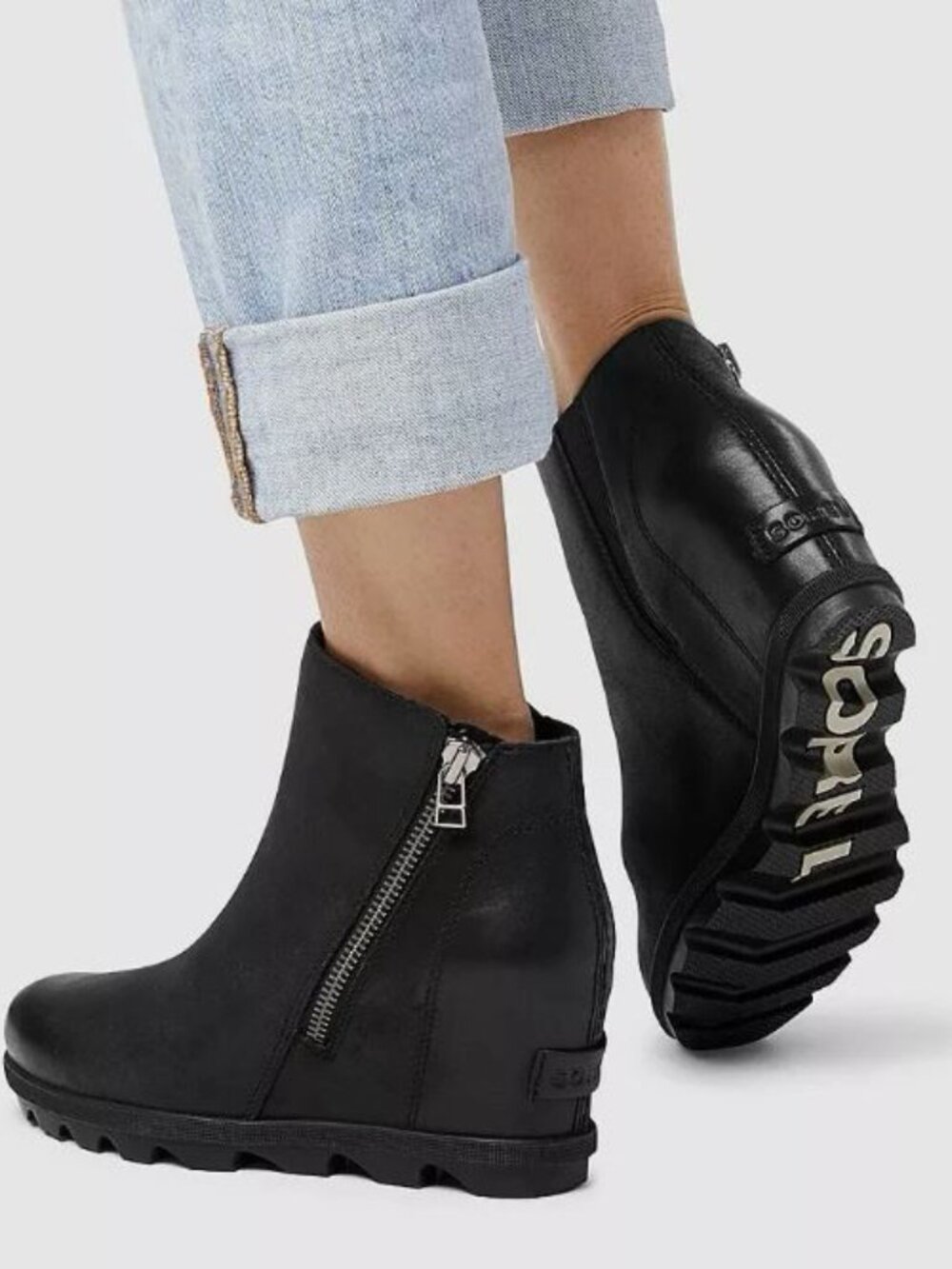 RARE Sorel Joan of Arctic Zipper Wedge II Booties 6 Black Leather Ankle Boots